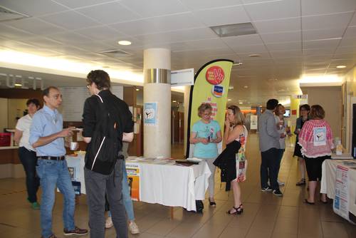 Journée mondiale sans tabac - Action d'information et de sensibilisation dans le hall d'accueil du Centre Hospitalier de Périgueux