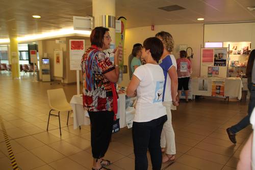 Journée mondiale sans tabac - Action d'information et de sensibilisation dans le hall d'accueil du Centre Hospitalier de Périgueux